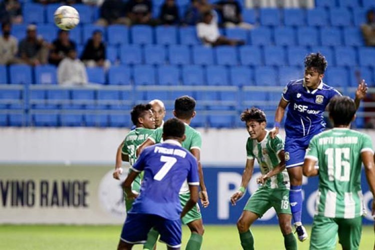 Beruang Madu Bidik Poin Tandang