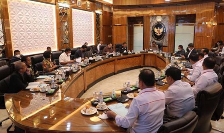 Rapat Perdana, Pembagian Tugas Tim Gabungan Independen Pencari Fakta Tragedi Kanjuruhan Mulai Dirumuskan