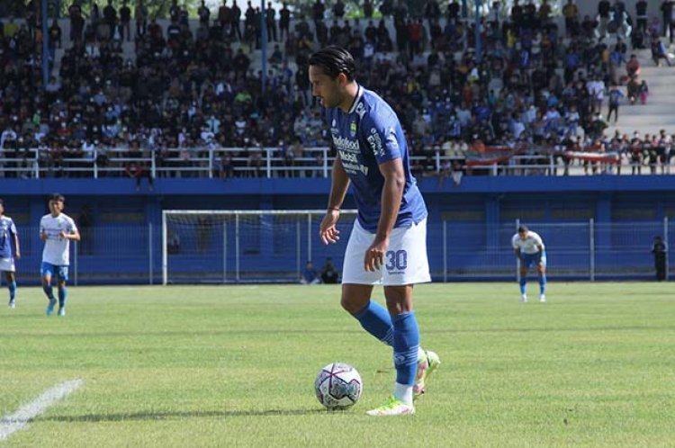 Kondisi Engkelnya Sudah Membaik, Ezra Berharap Bisa Terus Jalani Latihan