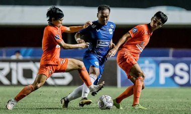 Takluk Dari Borneo FC, Ian Andrew Sebut Anak Asuhnya Lengah