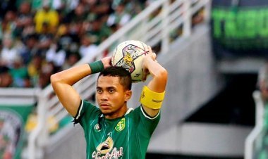 Reva Adi Termotivasi Ditunjuk Jadi Kapten Persebaya