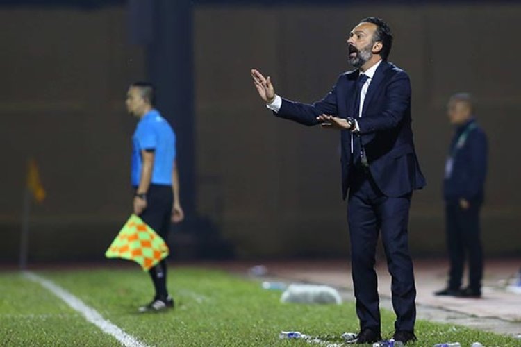 Pelatih Asal Italia Fabio Lopez Rindu Atmosfer Liga Sepakbola Indonesia