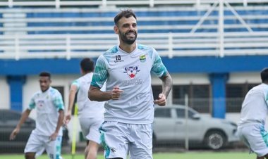 Alasan Tyronne del Pino Pulang ke Spanyol Setelah Alami Cedera