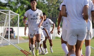 Pelatih Madura United Semringah Karena Eksperimen Koko Ari