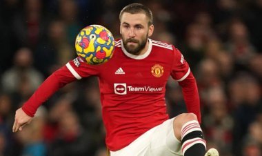 Tsunami Trofi Man United Musim 2023/2024