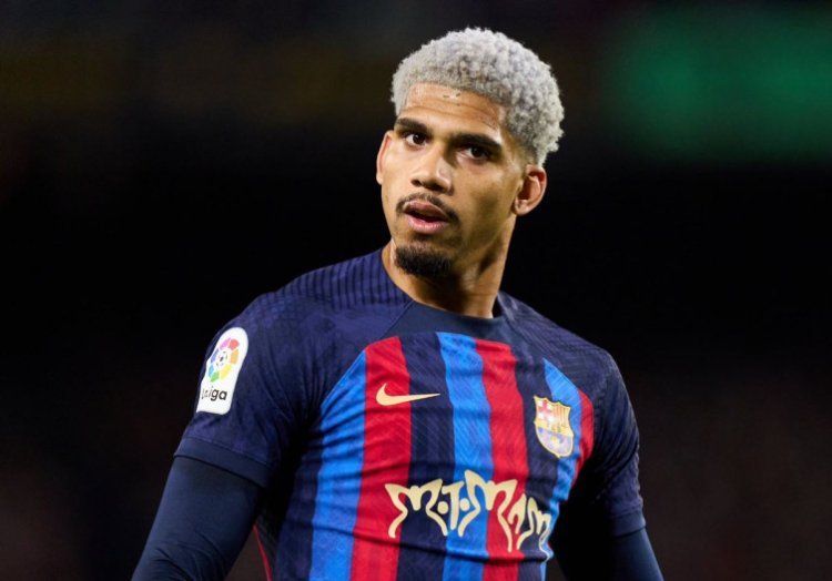 Dengan atau Tanpa Ban Kapten, Ronald Araujo Pemimpin Sejati di Barcelona