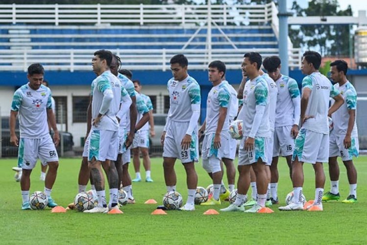 Persib Asah Transisi Jelang Tarung Lawan Persija