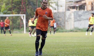Tak Dapat Tempat di 4 Laga Terakhir Persija, Riko Simanjuntak Berikan Jawaban