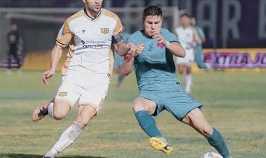 Persita vs Dewa United: Jan Olde Sebut Timnya Banyak Lakukan Kesalahan