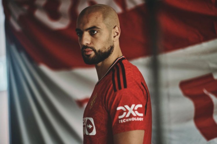 Amrabat Tolak Banyak Klub demi Gabung Man United