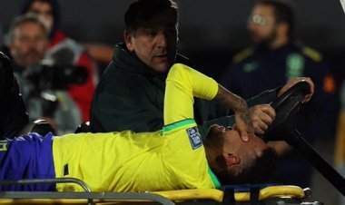 Neymar Menangis Tinggalkan Laga Uruguay Vs Brasil