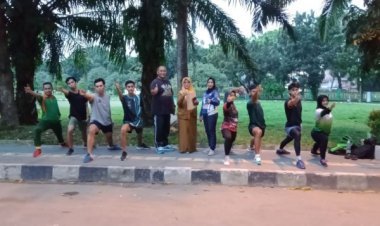 Menyedihkan, Atlet Cabor Anggar Sumut PON Terpaksa Latihan di Trotoar