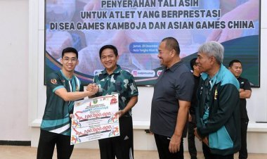 Pemprov Sumut Serahkan Tapi Asih ke Atlet Berprestasi di Asian Games dan SEA Games