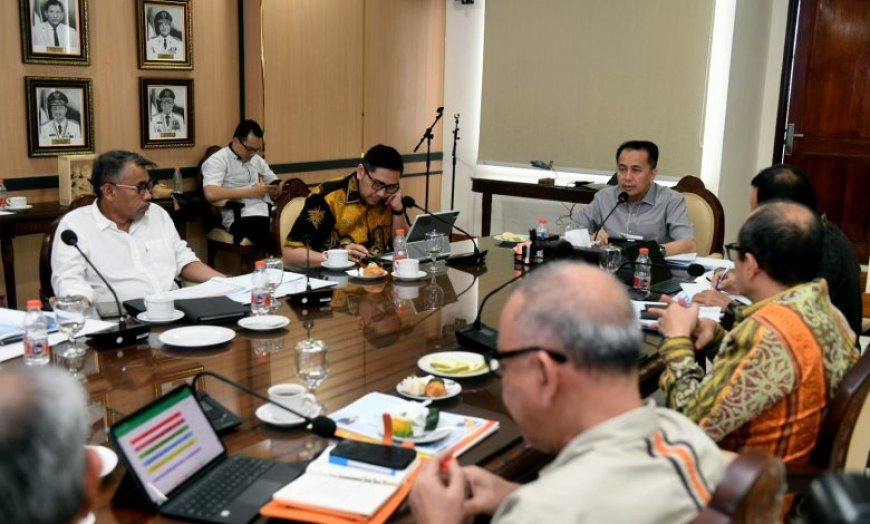 Pj Gubernur Agus Fatoni Tekankan Agar APBD Sumut 2025 Realistis
