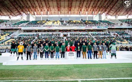 Paul Munster Dan Ernando Ari Optimistis Persebaya Lebih Baik Di BRI Liga 1 2024/25