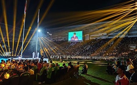 Band Nidji dan Pesta Kembang Api Tutup PON XXI di Stadion Utama Sumut