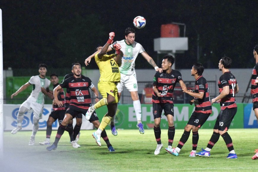 PSMS MEDAN TAKLUK 0-2 DARI PERSEKAT TEGAL DI STADION TRI SANJA
