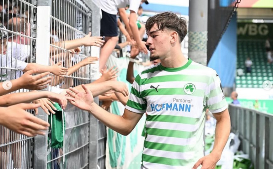 PASANG BENDERA INDONESIA, RENO MUNZ BUKA PELUANG PERKUAT TIMNAS INDONESIA