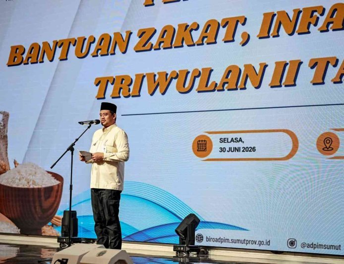 Gubernur Bobby Nasution Salurkan ZIS Rp3,5 Miliar kepada 5.051 Penerima Manfaat