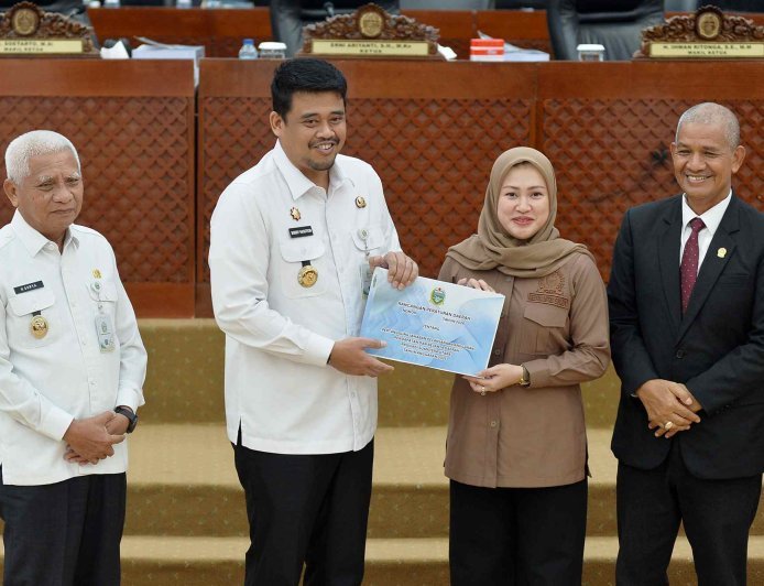 Gubernur Bobby Nasution Sampaikan Ranperda Pertanggungjawaban APBD 2025, Pemprov Sumut Catat Surplus Rp521,494 Miliar