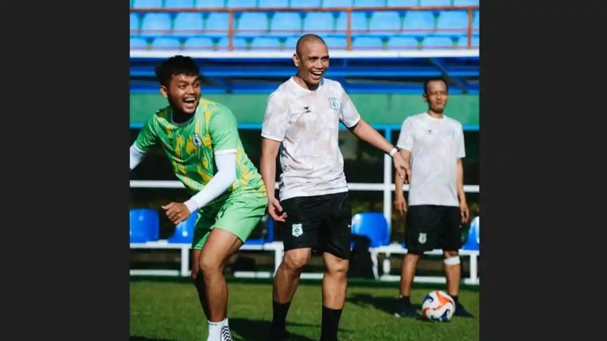 Eko Purdjianto Pimpinan Latihan Perdana PSMS Medan