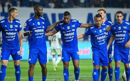 Jadwal Gila Persib Bandung di Oktober 2026, Luka Menalo Ingatkan Pentingnya Skuad Lengkap