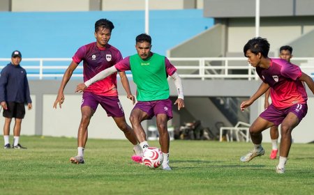 Kendal Tornado FC Bidik Puncak Klasemen, Stefan Keeltjes Minta Pemain Waspadai Persiba