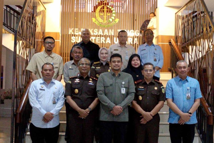 Perkuat Kolaborasi Pemprov Sumut–Kejati, Bobby Nasution Bahas Pembangunan 2027